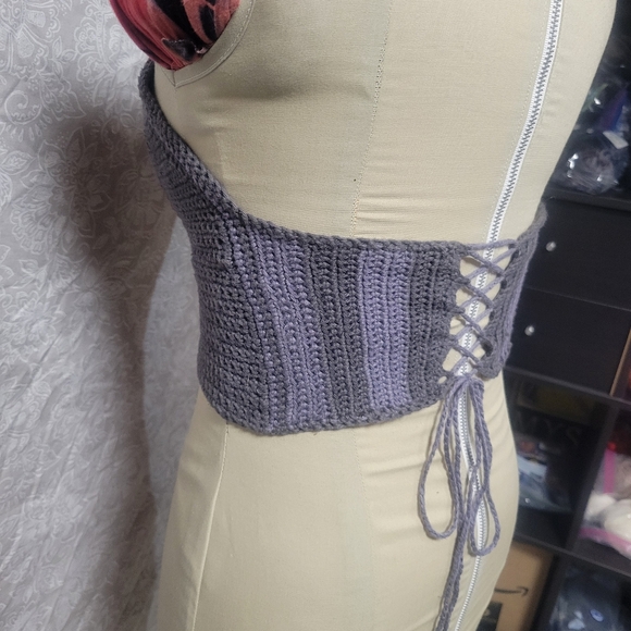 Handmade crocheted crop top halter neck large bust - Picture 2 of 5